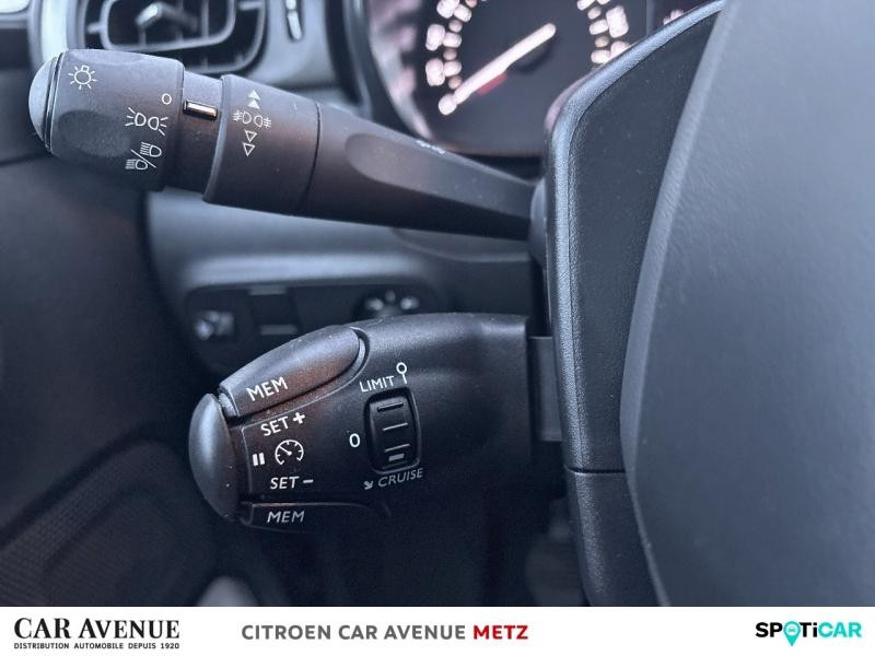 Occasion CITROEN C3 1.2 PureTech 83ch S&S Feel Pack 2021 Blanc Banquise (O) 10740 € à Metz