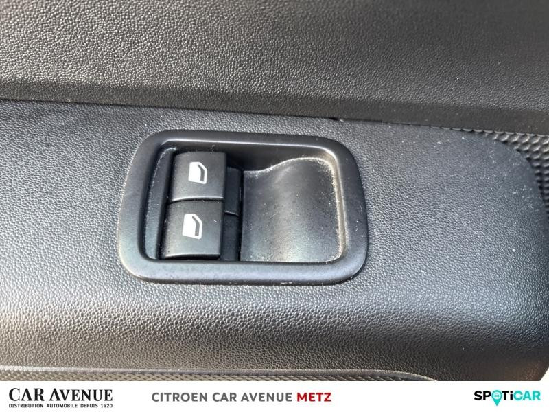 Occasion CITROEN C3 1.2 PureTech 110ch S&S Feel Pack 124g 2021 Sable (N) - Blanc Opale 10540 € à Metz