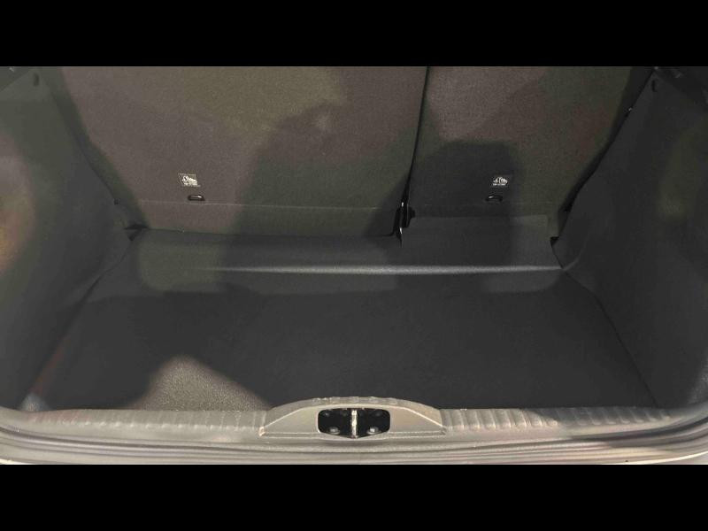 Used CITROEN C3 1.2 PureTech 83ch S&S C-Series 123g 2023 Blanc banquise € 11140 in Metz