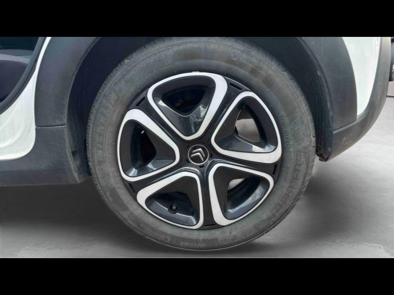 Used CITROEN C3 1.2 PureTech 83ch S&S C-Series 123g 2023 Blanc banquise € 11140 in Metz