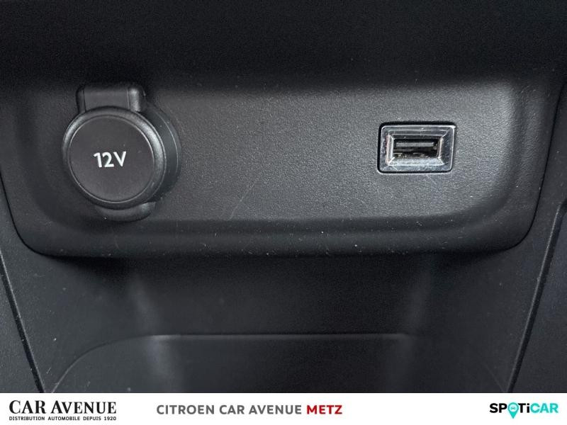 Occasion CITROEN C3 1.2 PureTech 83ch S&S Feel Pack 2022 Blanc Banquise (O) 10490 € à Metz