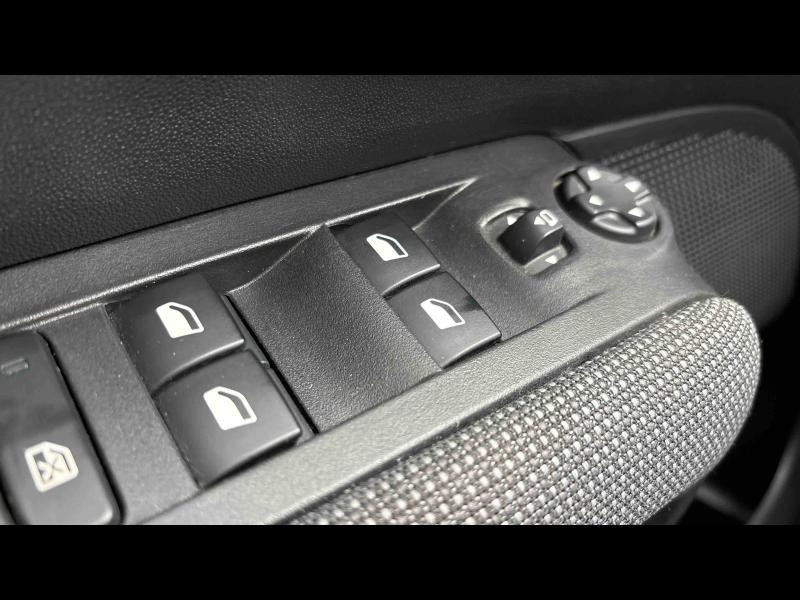 Used CITROEN C3 Aircross PureTech 130ch S&S Shine E6.d EAT6 2020 Natural White (O) € 14290 in Metz