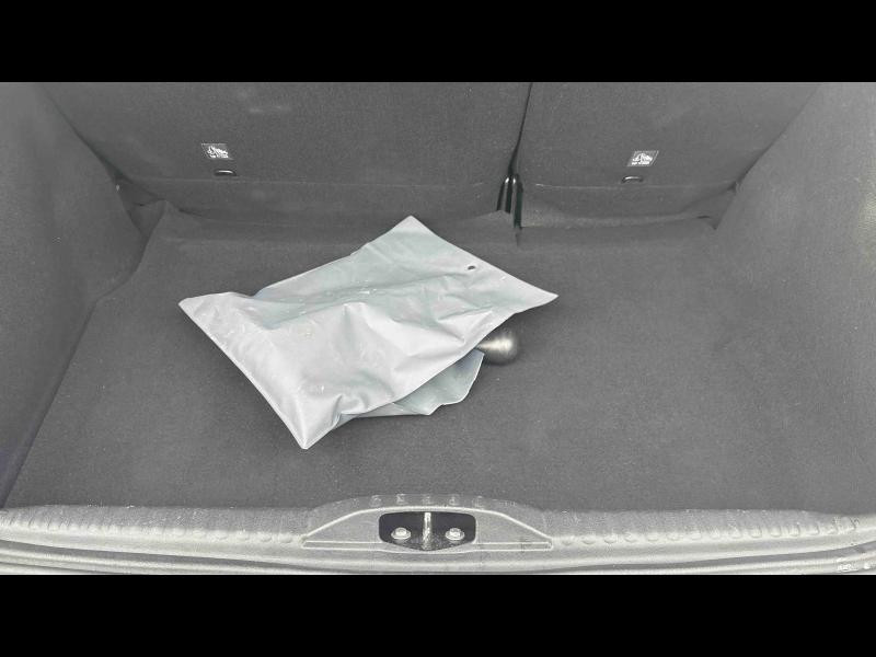 Occasion CITROEN C3 1.2 PureTech 110ch S&S Feel Pack 120-121g 2022 Gris Platinium (M) - Blanc Opale 11590 € à Metz