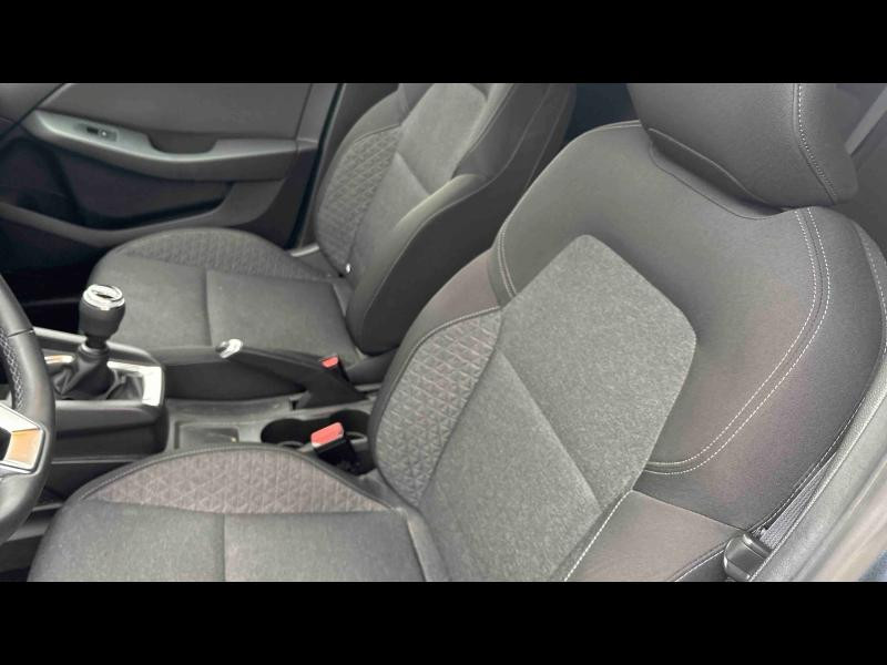 Used RENAULT Clio 1.0 TCe 100ch Zen 2020 Blanc € 13940 in Metz