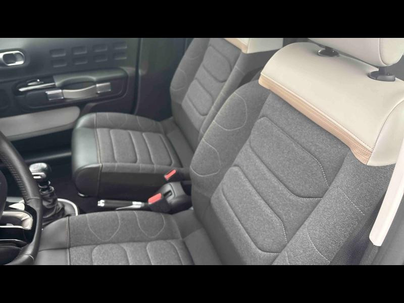 Occasion CITROEN C3 1.2 PureTech 110ch S&S Feel Pack 120-121g 2022 Gris Platinium (M) - Blanc Opale 11590 € à Metz