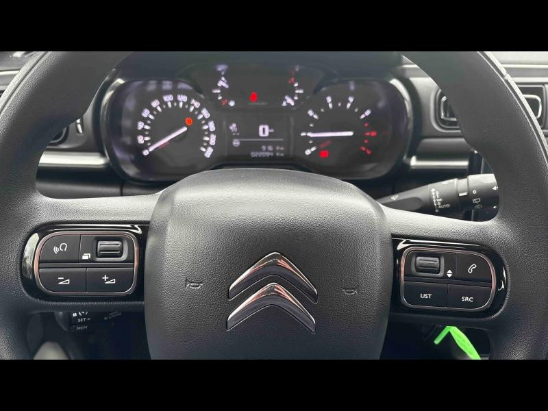 Occasion CITROEN C3 1.2 PureTech 83ch S&S C-Series 123g 2023 Blanc Banquise (O) - Noir Perla Nera 12290 € à Metz