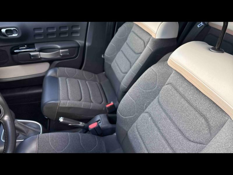 Occasion CITROEN C3 1.2 PureTech 110ch S&S Shine Pack  EAT6 2021 Blanc Banquise (O) - Noir Onyx 13390 € à Metz