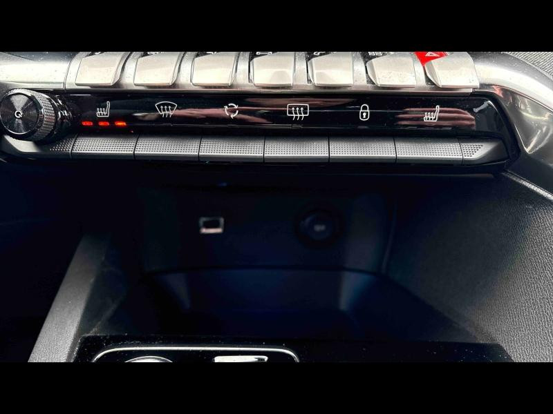 Occasion PEUGEOT 3008 1.2 PureTech 130ch S&S Allure Pack EAT8 2023 Bleu Célèbes (M) 21390 € à Metz