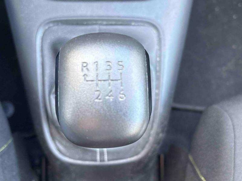 Used CITROEN C3 1.5 BlueHDi 100ch S&S Feel Pack E6.d 2023 Gris Acier (M) € 11990 in Metz