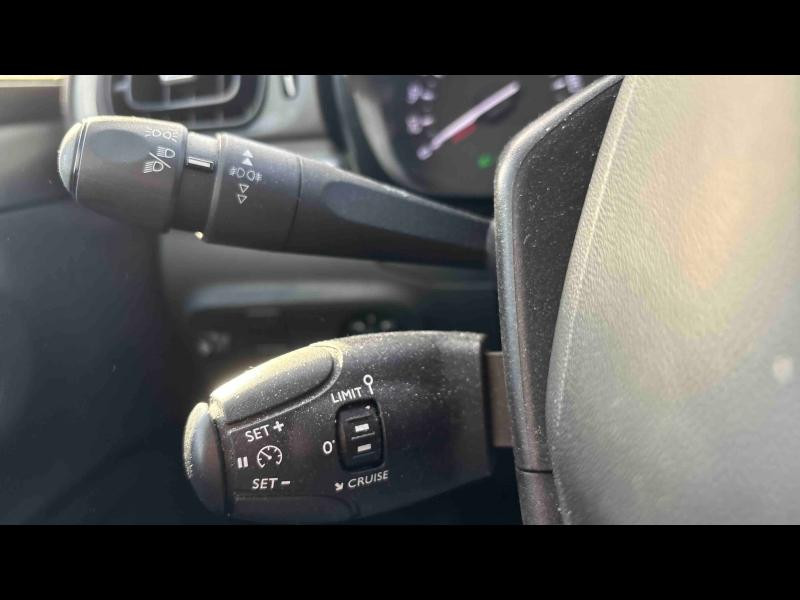 Used CITROEN C3 1.5 BlueHDi 100ch S&S Feel Pack E6.d 2023 Spring Blue (M) € 12390 in Metz