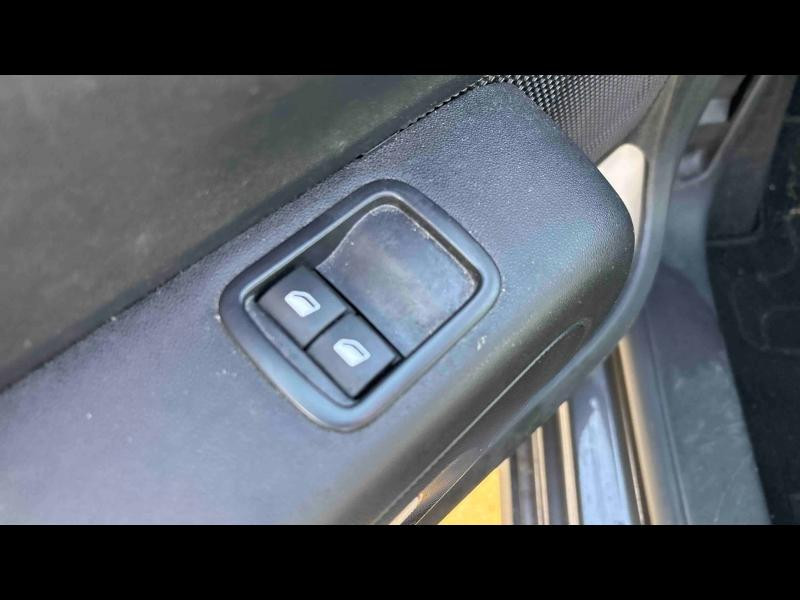 Used CITROEN C3 1.5 BlueHDi 100ch S&S Feel Pack E6.d 2023 Gris Acier (M) € 11990 in Metz