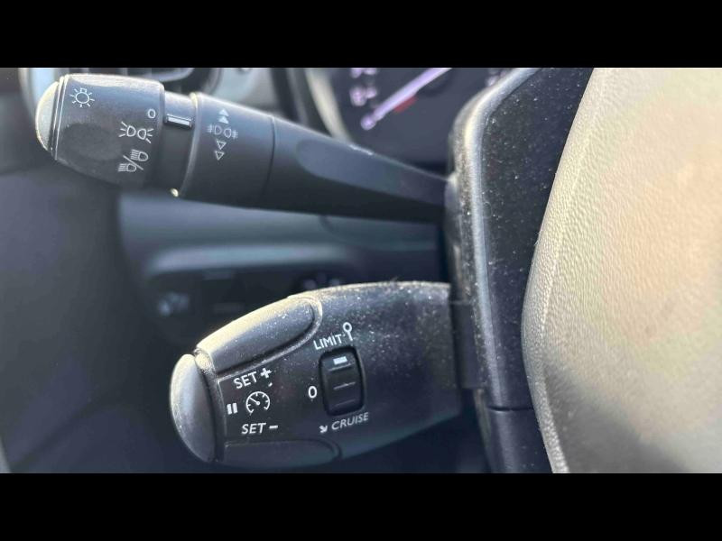 Used CITROEN C3 1.5 BlueHDi 100ch S&S Feel Pack E6.d 2023 Gris Acier (M) € 11990 in Metz