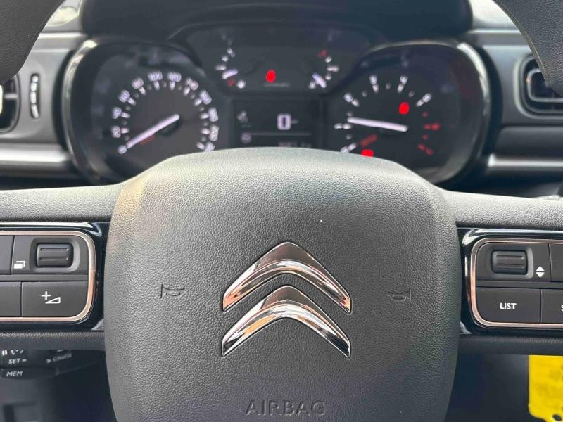 Used CITROEN C3 1.2 PureTech 83ch S&S C-Series 123g 2023 Blanc Banquise (O) € 11490 in Metz