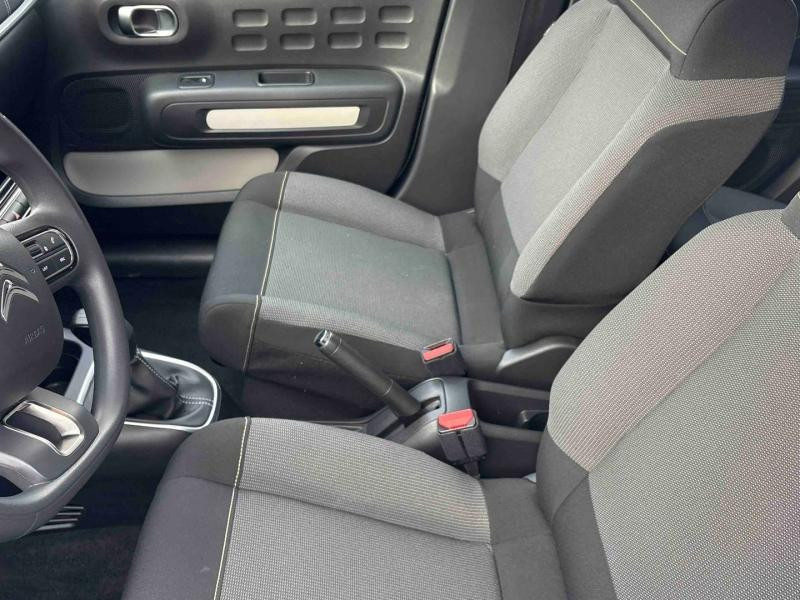 Used CITROEN C3 1.2 PureTech 83ch S&S C-Series 123g 2023 Blanc Banquise (O) € 11490 in Metz