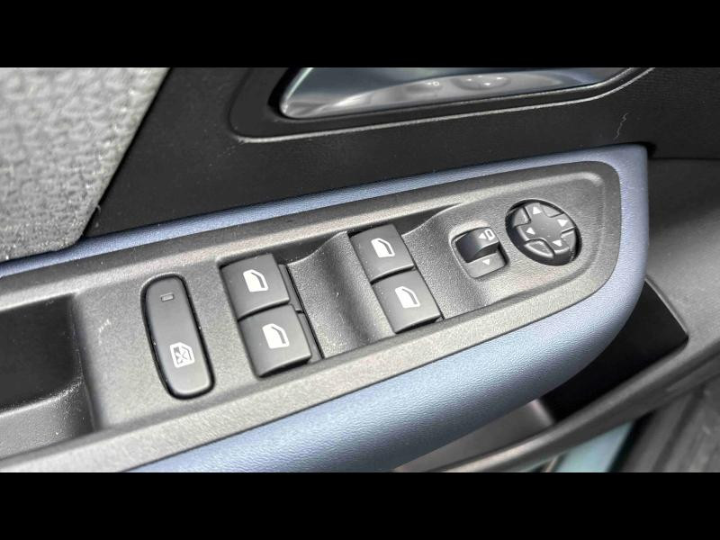 Used CITROEN C4 Moteur électrique 136ch (100 kW) Shine Automatique 2022 Bleu Iceland (N) € 17840 in Metz