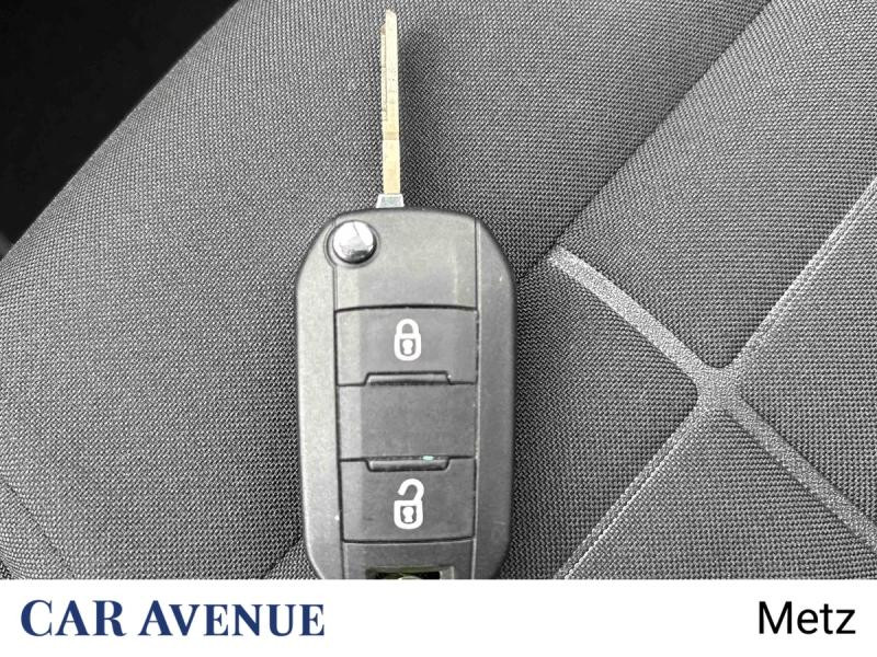 Used CITROEN C3 1.2 Turbo 100ch MAX 2024 Bleu Monte Carlo (O) - Toit Blanc Opale € 17790 in Metz