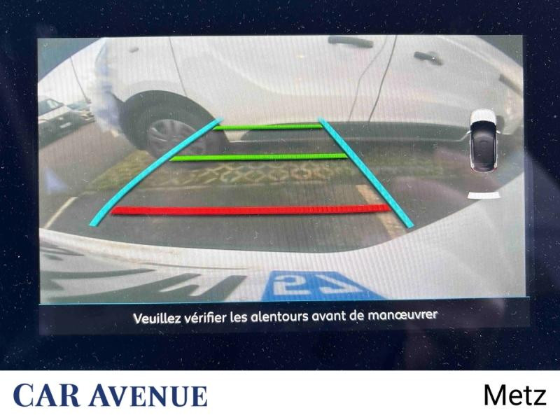 Used CITROEN C3 1.2 PureTech 83ch S&S Shine 2020 Blanc banquise € 11740 in Metz