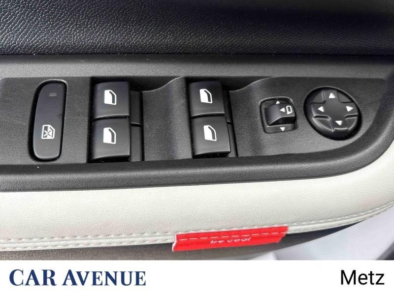 Used CITROEN C3 1.2 Turbo 100ch MAX 2024 Bright Blue (M) -  Toit Noir Perla Nera € 17790 in Metz