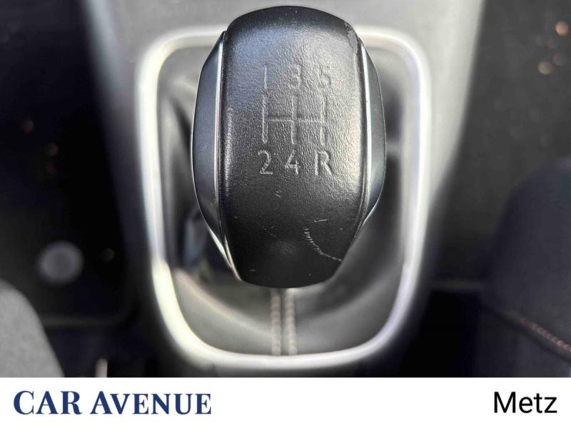 Used CITROEN C3 1.2 PureTech 83ch S&S Shine 2020 Blanc banquise € 11740 in Metz