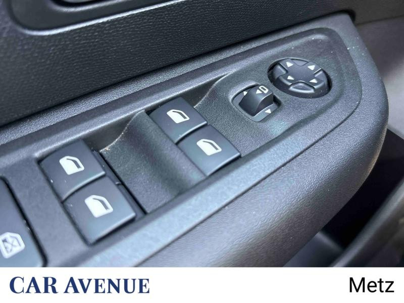 Occasion CITROEN C4 1.5 BlueHDi 130ch S&S MAX Automatique 2024 Gris Acier (M) 23890 € à Metz