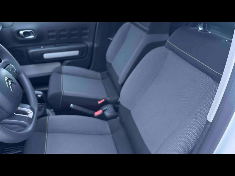 Used CITROEN C3 1.2 PureTech 83ch S&S Feel Pack 2021 Blanc Banquise (O) - Noir Onyx € 9190 in Metz