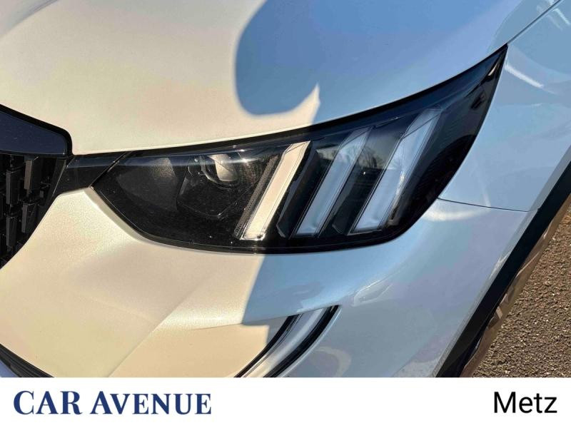 Occasion PEUGEOT 2008 1.2 PureTech 130ch S&S GT Line EAT8 7cv 2020 Blanc Nacré (N) 17590 € à Metz