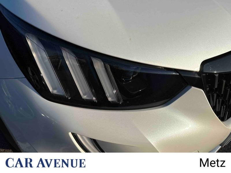 Occasion PEUGEOT 2008 1.2 PureTech 130ch S&S GT Line EAT8 7cv 2020 Blanc Nacré (N) 17590 € à Metz