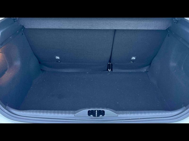 Used CITROEN C3 1.2 PureTech 83ch S&S Feel Pack 2021 Blanc Banquise (O) - Noir Onyx € 9190 in Metz