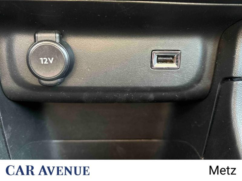 Occasion CITROEN C3 1.2 PureTech 83ch S&S Feel Business 2021 Blanc Banquise (O) - Noir Onyx 10190 € à Metz