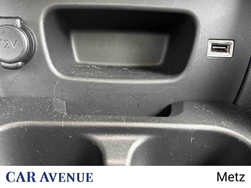 Used CITROEN C3 Aircross PureTech 110ch S&S Shine E6.d 6cv 2021 Sable (N) - Ink Black € 13290 in Metz