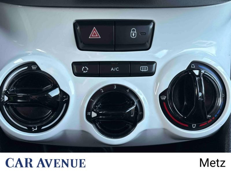 Used PEUGEOT 208 1.2 PureTech 68ch E6.c Like 5p 2018 Noir Perla Nera € 8190 in Metz