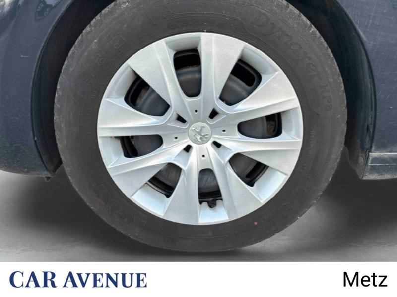 Used PEUGEOT 208 1.2 PureTech 68ch E6.c Like 5p 2018 Noir Perla Nera € 8190 in Metz