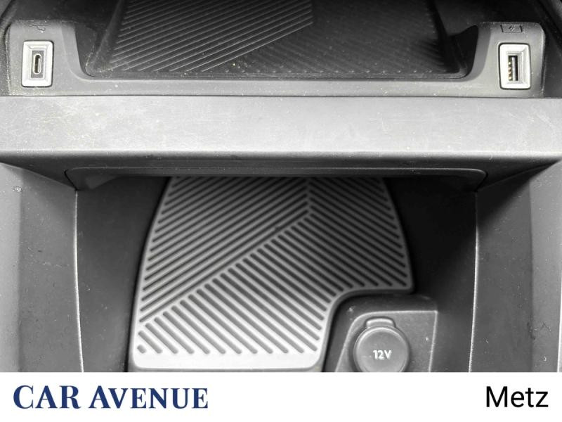 Used CITROEN C4 PureTech 130ch S&S Shine EAT8 2021 Gris Platinium (M) € 15590 in Metz