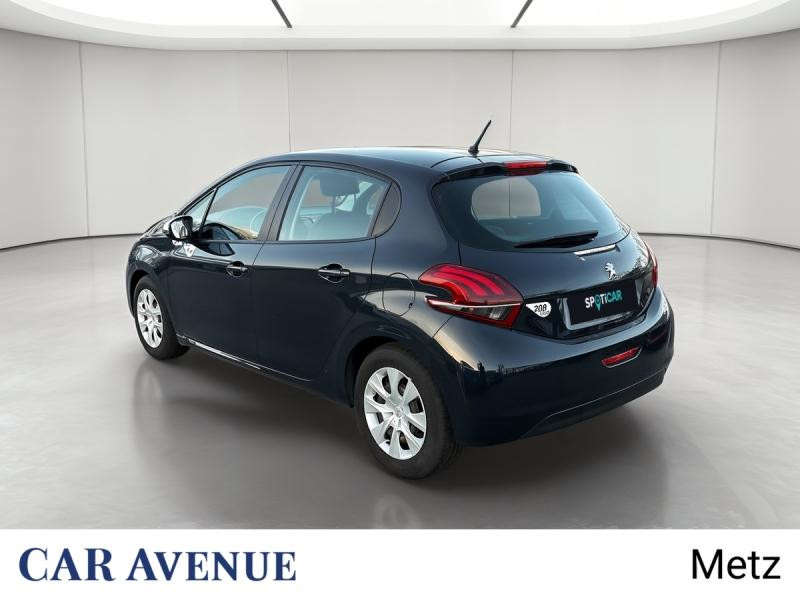 Used PEUGEOT 208 1.2 PureTech 68ch E6.c Like 5p 2018 Noir Perla Nera € 8190 in Metz