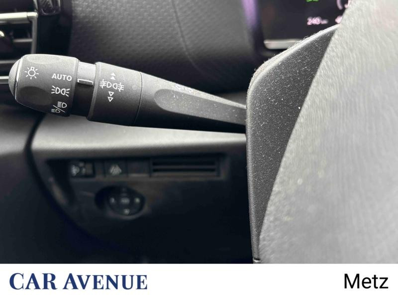 Used CITROEN C4 PureTech 130ch S&S Shine EAT8 2021 Gris Platinium (M) € 15590 in Metz