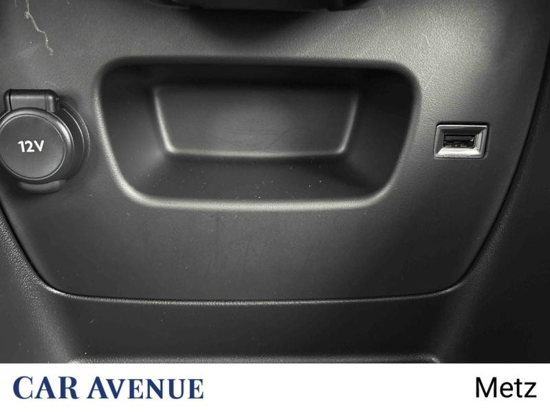 Used CITROEN C3 Aircross 1.2 PureTech 110ch S&S MAX 2024 Gris Platinium (M) - Perla Nera € 15790 in Metz