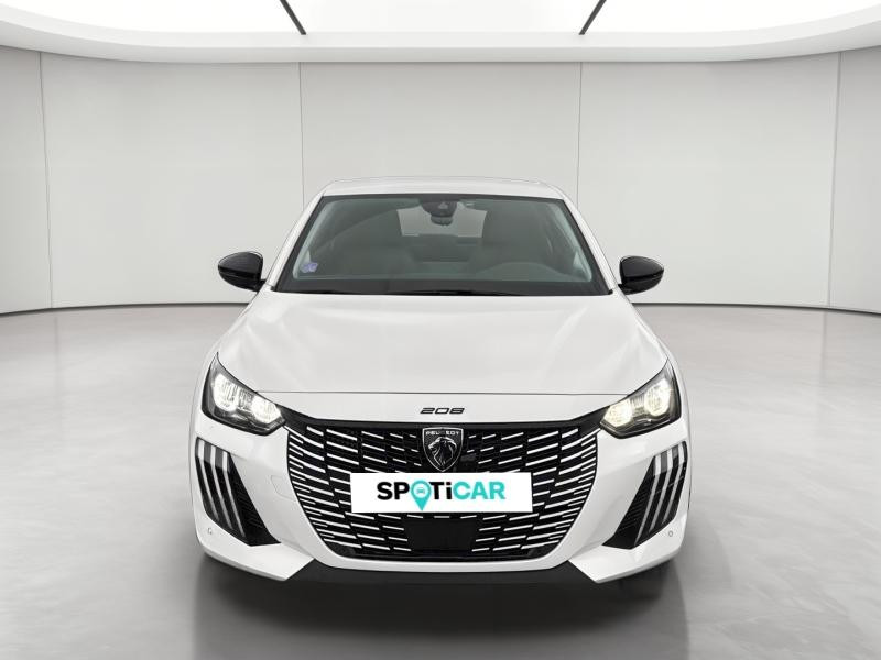 Used PEUGEOT 208 1.2 Hybrid 100ch Allure e-DCS6 2025 Blanc Banquise (O) € 21440 in Metz