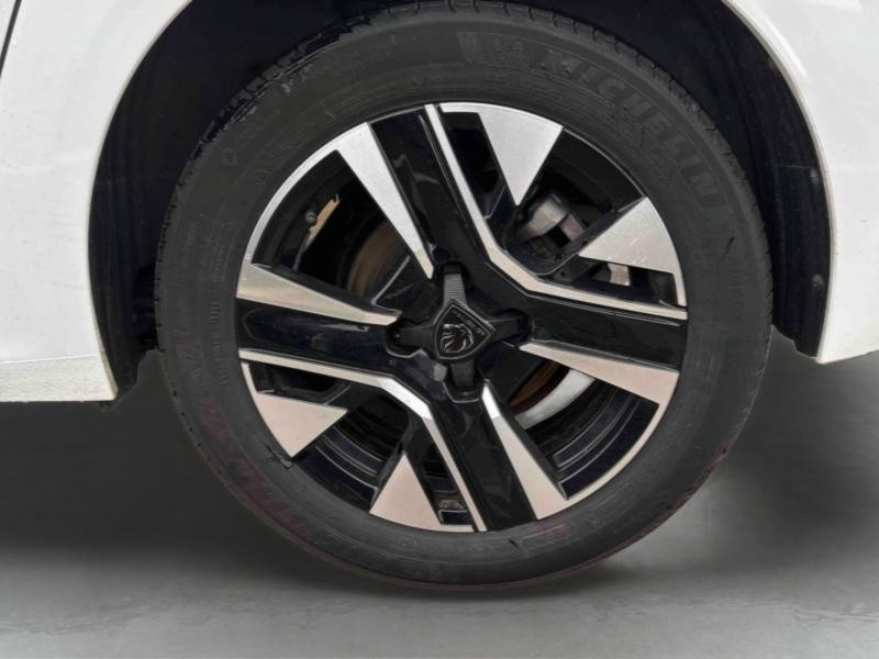 Used PEUGEOT 208 1.2 Hybrid 100ch Allure e-DCS6 2025 Blanc Banquise (O) € 21440 in Metz