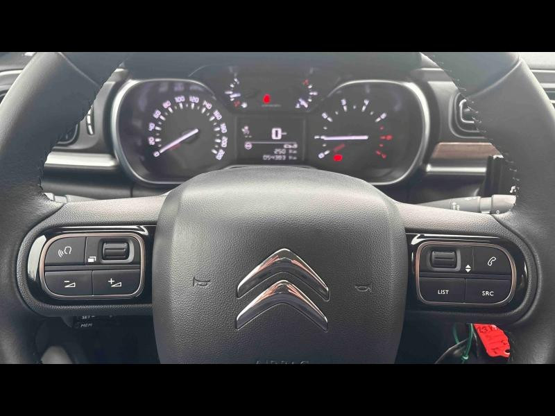 Used CITROEN C3 1.2 PureTech 110ch S&S Feel Pack 120-121g 2022 Gris Platinium (M) - Blanc Opale € 10490 in Metz