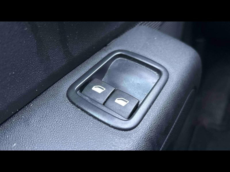 Occasion CITROEN C3 1.2 PureTech 83ch S&S Feel Pack 2021 Blanc Banquise (O) 9690 € à Metz