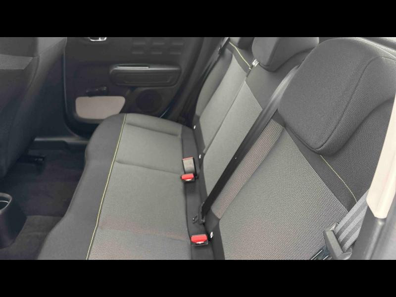 Used CITROEN C3 1.2 PureTech 83ch S&S C-Series 123g 2023 Blanc Banquise (O) - Noir Perla Nera € 10590 in Metz