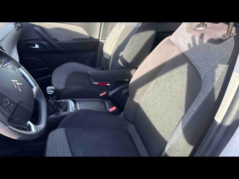 Used CITROEN Grand C4 SpaceTourer PureTech 130ch S&S Feel E6.d 2021 Blanc Banquise (O) € 12290 in Metz