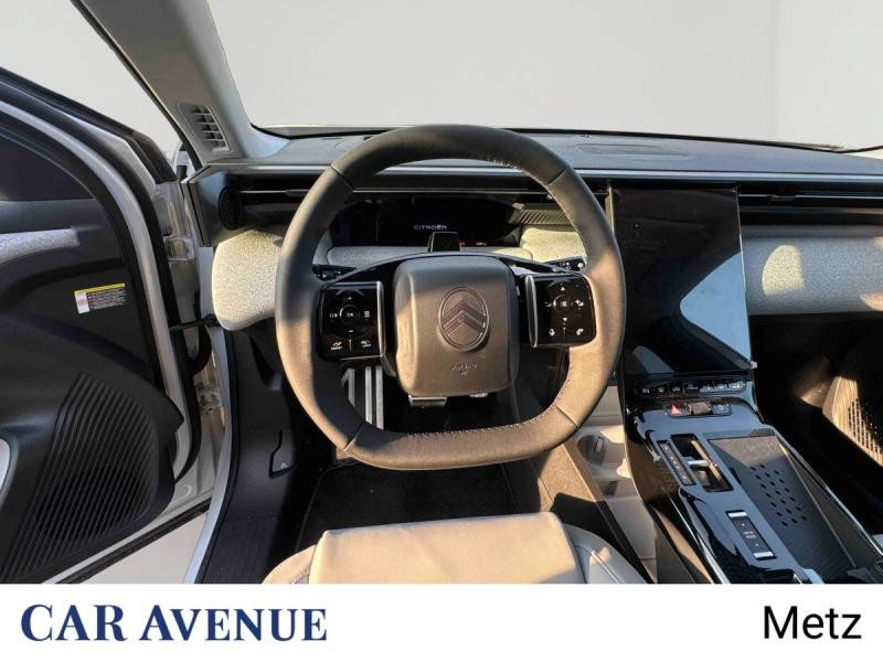 Used CITROEN C5 Aircross 1.6 Hybride rechargeable 195ch MAX boite automatique 2025 Blanc Okénite (M) € 47900 in Metz