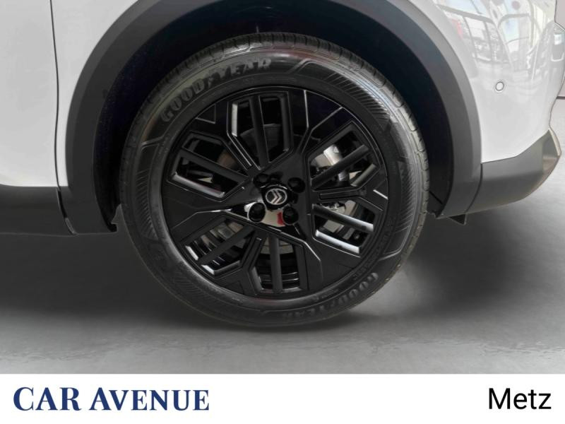 Used CITROEN C4 1.2 Hybride 145ch S&S MAX Automatique 2025 Blanc Okénite (M) € 34800 in Metz