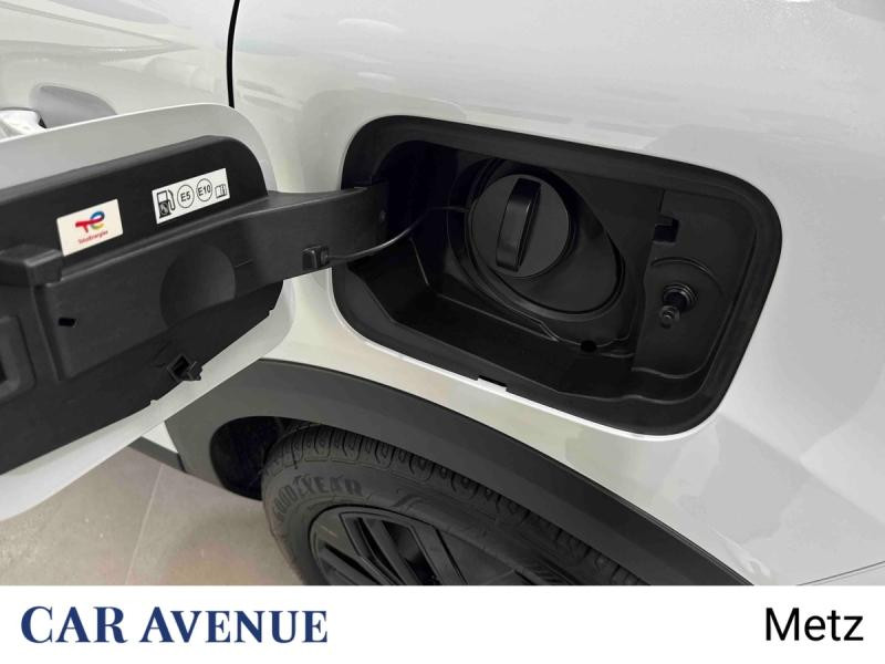 Used CITROEN C4 1.2 Hybride 145ch S&S MAX Automatique 2025 Blanc Okénite (M) € 34800 in Metz