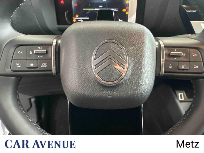 Used CITROEN C4 1.2 Hybride 145ch S&S MAX Automatique 2025 Blanc Okénite (M) € 34800 in Metz