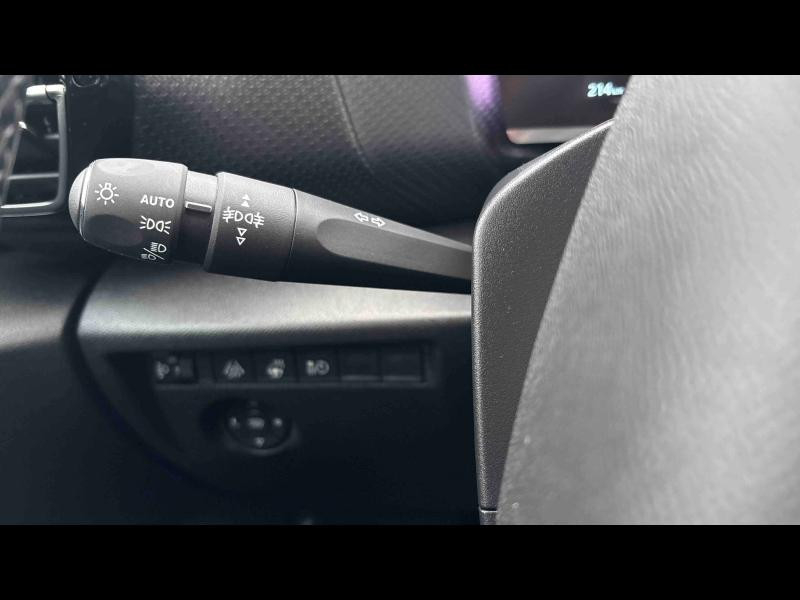 Used CITROEN C4 Moteur électrique 136ch (100 kW) Shine Automatique 2021 Brun Caramel (N) € 14490 in Metz