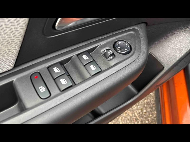 Used CITROEN C4 Moteur électrique 136ch (100 kW) Shine Automatique 2021 Brun Caramel (N) € 14490 in Metz