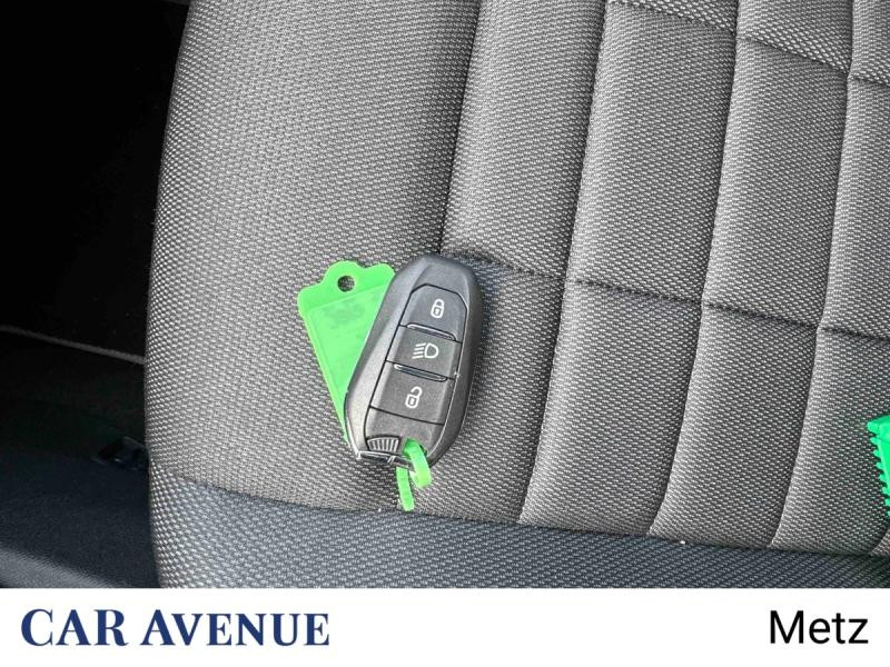 Occasion CITROEN C4 Electrique 156ch (autonomie étendue) COLLECTION Automatique 2025 Blanc Okénite (M) - Toit Noir Perla 35000 € à Metz