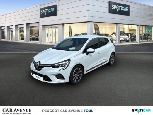 Occasion RENAULT Clio 1.6 E-Tech 140ch Intens -21 2021 Blanc Quartz 15 990 € à Toul
